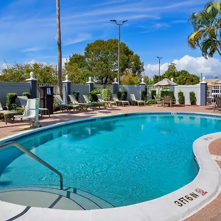 Best Western Fort Myers Inn And Suites-2