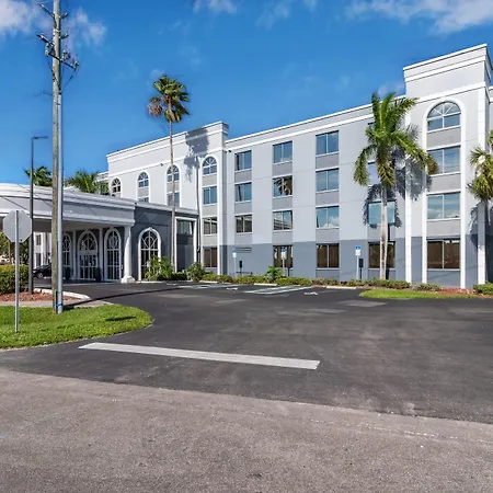 Best Western Fort Myers Inn And Suites-3